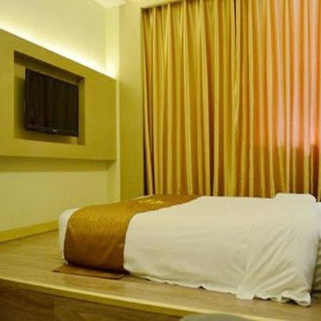 Bella Ingenious Hotel ตงอิ๋ง ภายนอก รูปภาพ