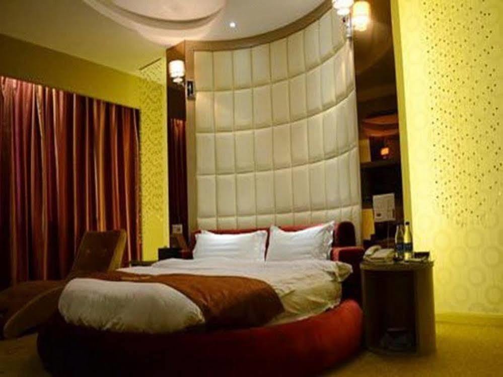 Bella Ingenious Hotel ตงอิ๋ง ภายนอก รูปภาพ