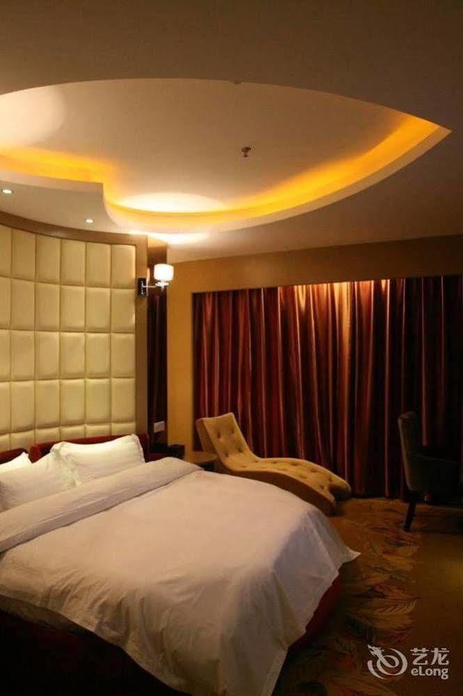 Bella Ingenious Hotel ตงอิ๋ง ภายนอก รูปภาพ