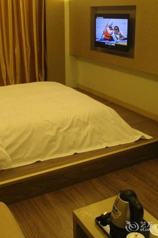 Bella Ingenious Hotel ตงอิ๋ง ภายนอก รูปภาพ