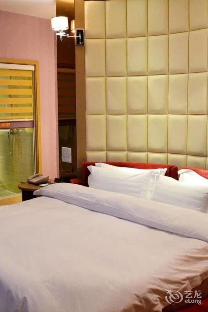 Bella Ingenious Hotel ตงอิ๋ง ภายนอก รูปภาพ