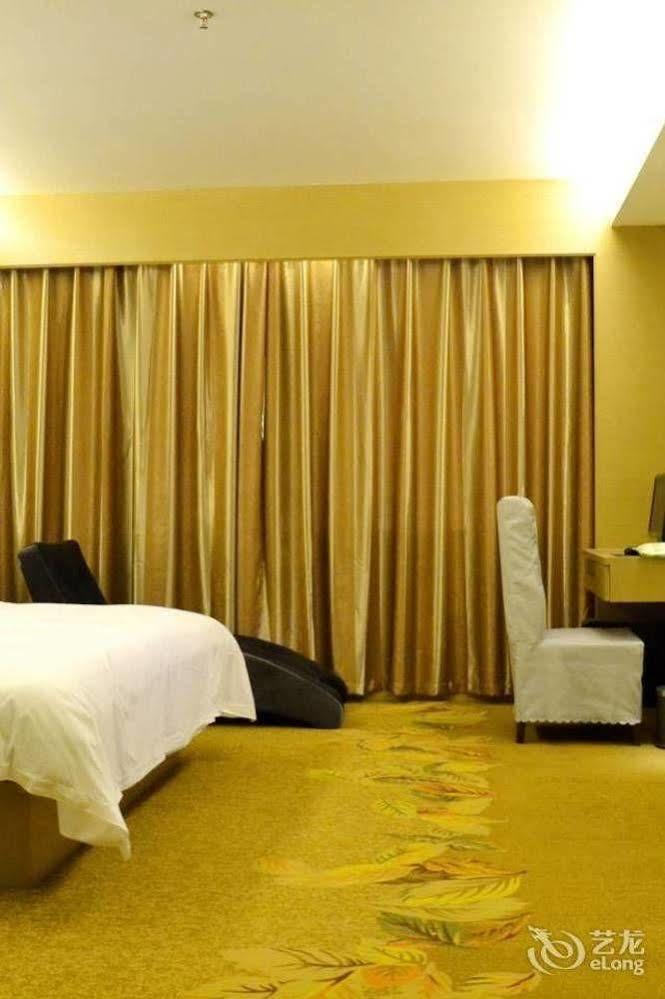 Bella Ingenious Hotel ตงอิ๋ง ภายนอก รูปภาพ